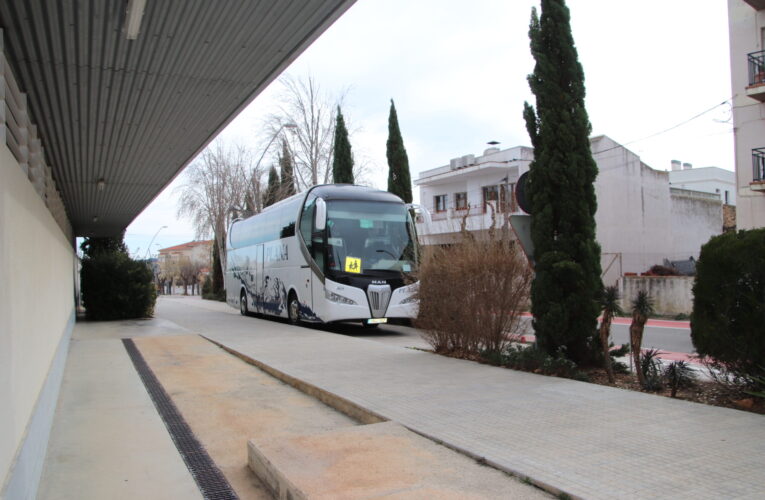 L’Ajuntament de la Bisbal del Penedès aprova un conveni amb el Consell Comarcal del Baix Penedès per ampliar la capacitat d’una ruta de bus escolar