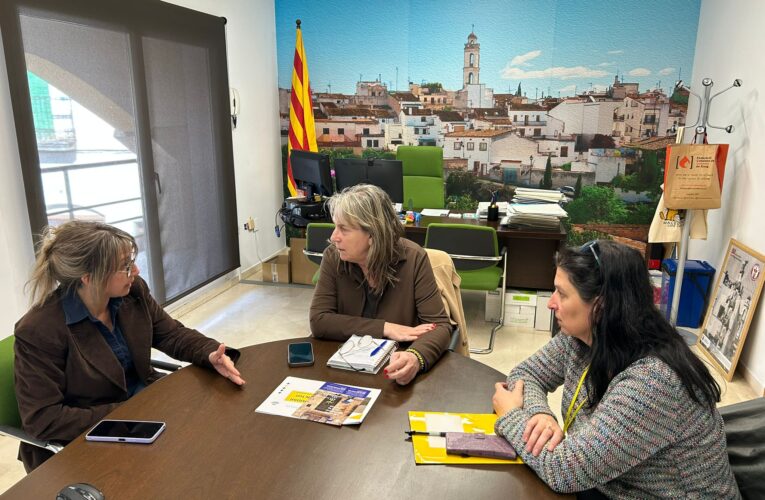 L’Ajuntament es reuneix amb Correus i li fa arribar les necessitats del municipi