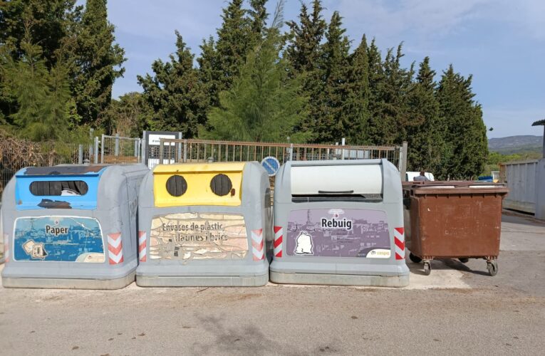 S’estan finalitzant els treballs d’instal·lació de l’àrea d’emergència al camí del Gosch – Mentre no finalitzin les obres, s’han habilitat contenidors provisionals a l’exterior del Punt Verd