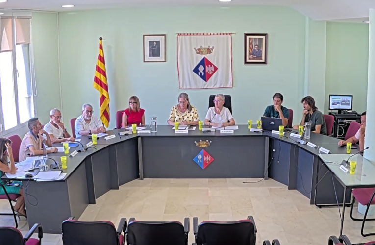 El 30 de juliol es va celebrar un Ple extraordinari a l’Ajuntament de la Bisbal del Penedès